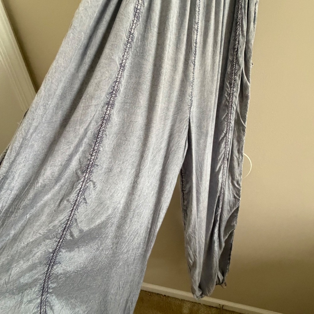 Out From Under Urban Outfitters Festival Jumpsuit Cargo Blue Gray Smocked XS - Picture 16 of 16